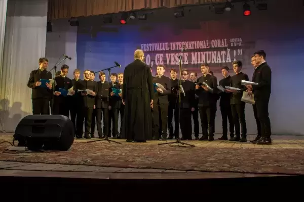 „O, ce veste minunată!”