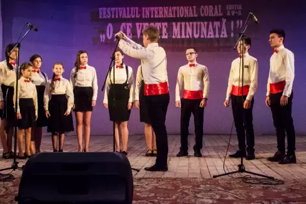 „O, ce veste minunată!”